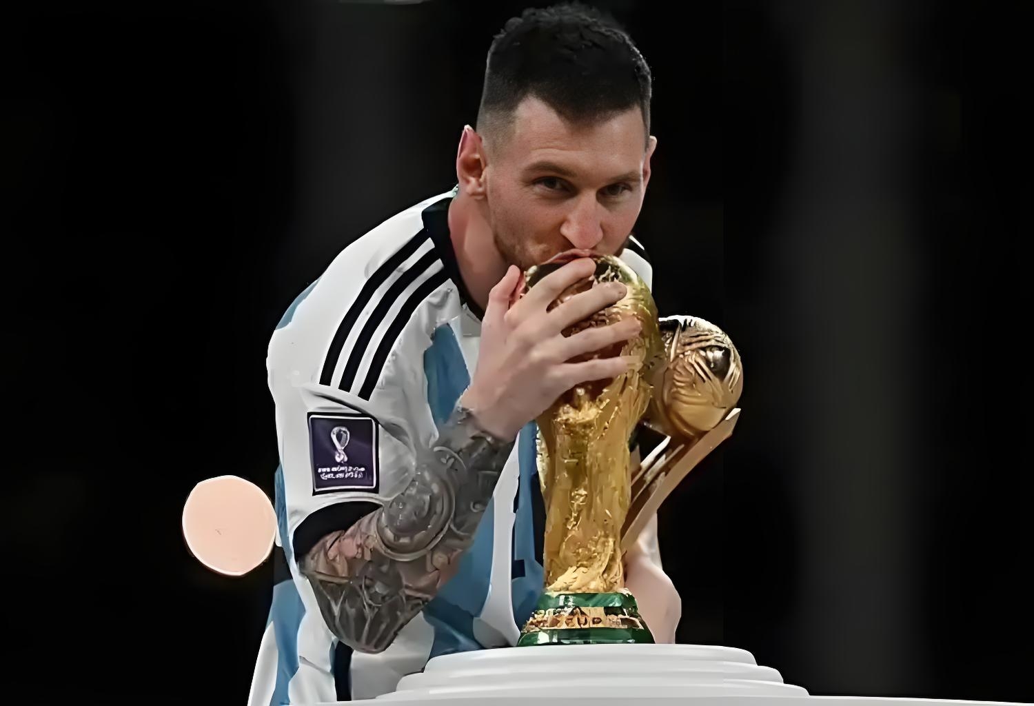 爱游戏-梅西迎来三赛季出色发挥，巴黎圣日耳曼观众热烈欢呼！再创辉煌时刻的简单介绍